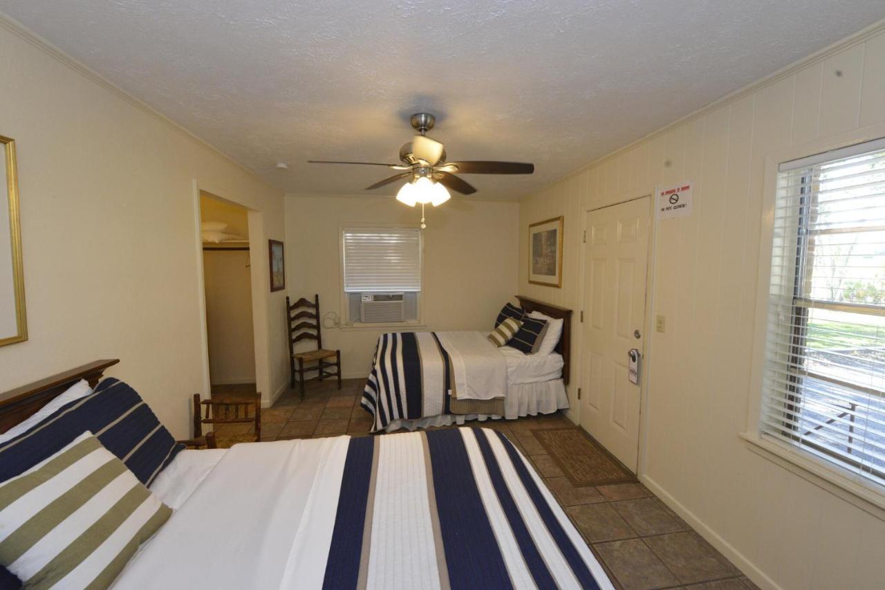 Shiner Country Inn Extérieur photo