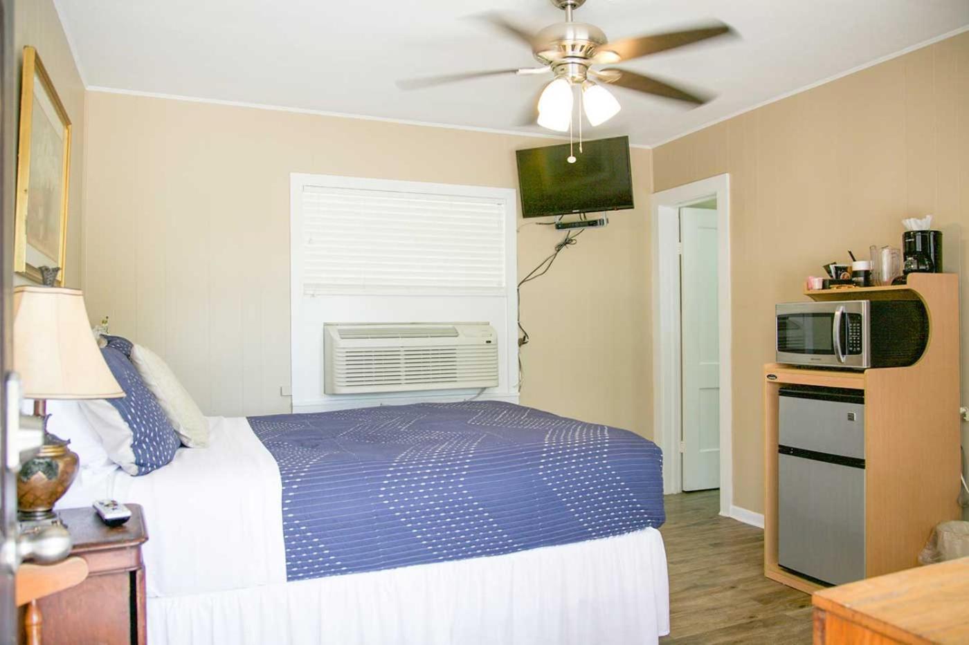 Shiner Country Inn Extérieur photo