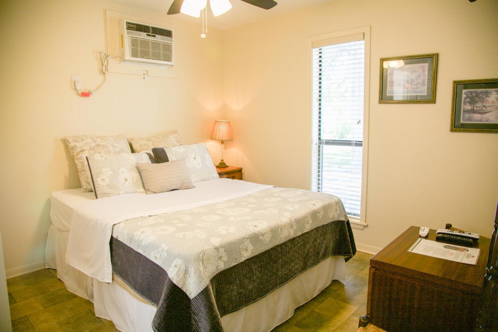 Shiner Country Inn Extérieur photo